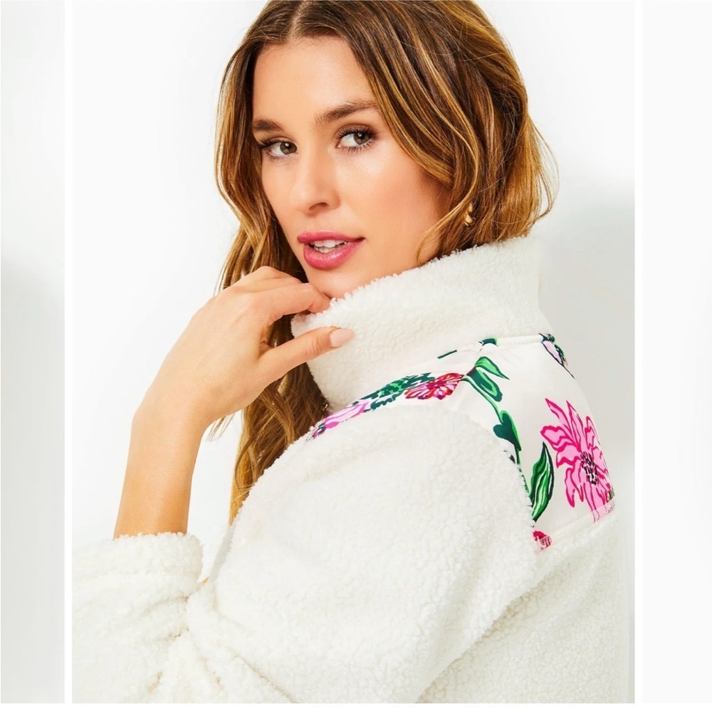 Lilly Pulitzer Wallen Sherpa Half Zip
Jacket In Coconut Size Medium